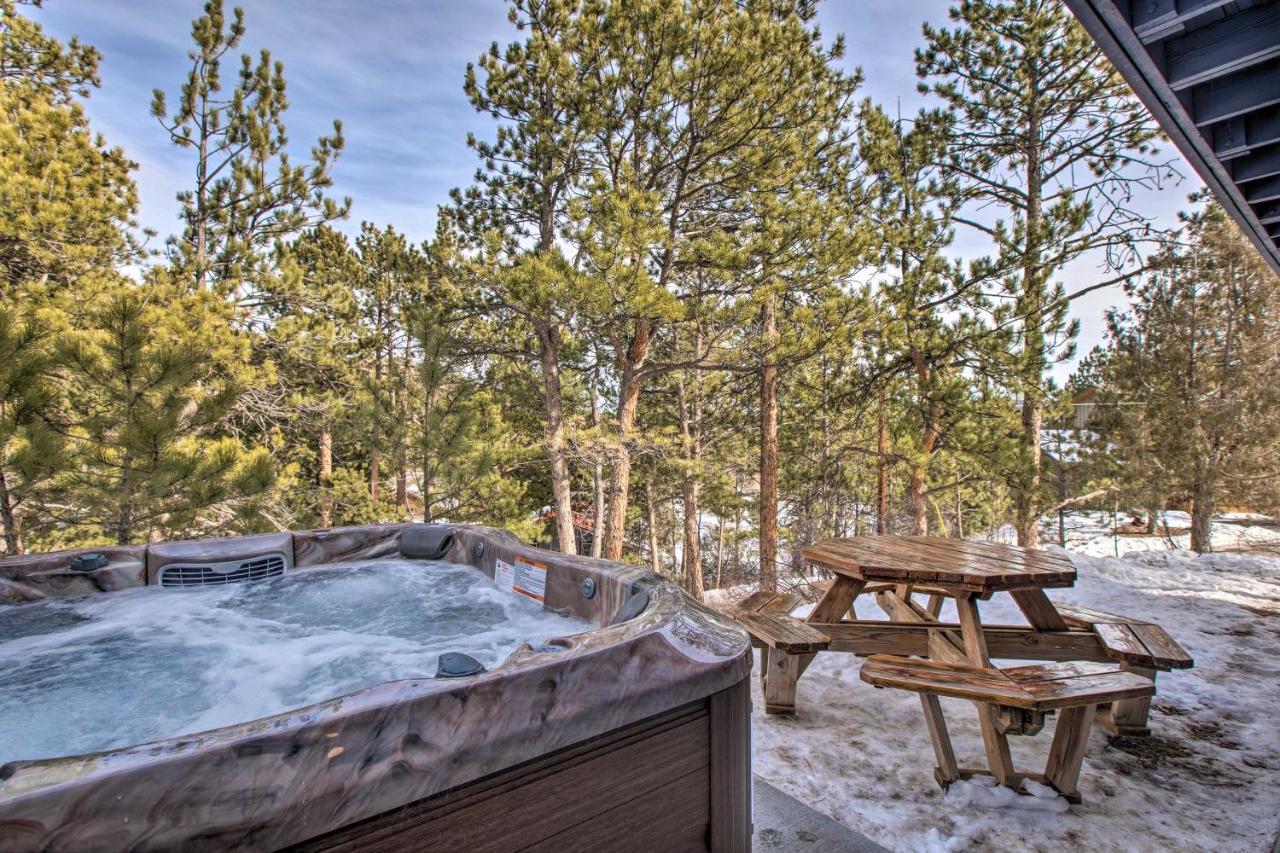 Luxe Updated Home With Grill And Hot Tub 4 Mi To Rmnp Estes Park Exterior foto